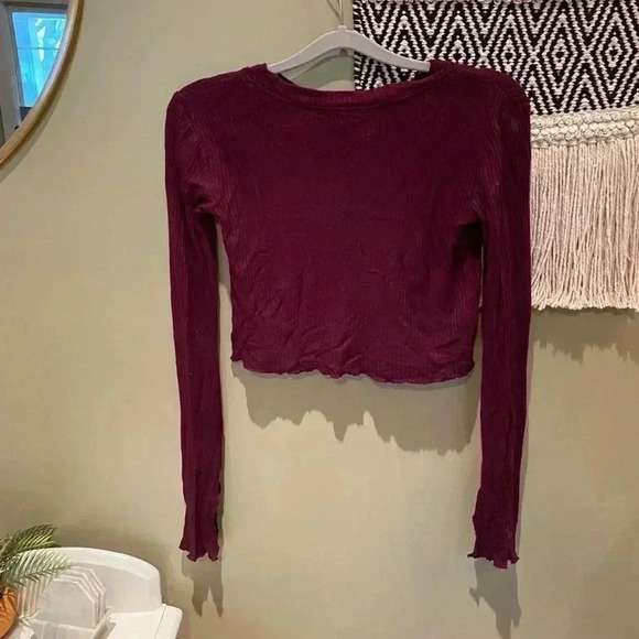 FOREVER 21 BURGUNDY CROP TOP BELL SLEEVES S - Picture 4 of 4